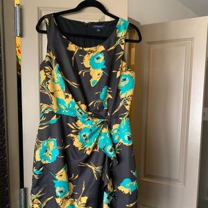 Floral dress, knee length